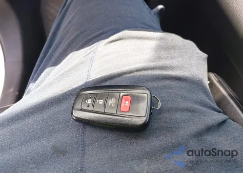 2020 Toyota Rav4 Xle Premium from USA, damaged, VIN 2T3C1RFV8LW092024